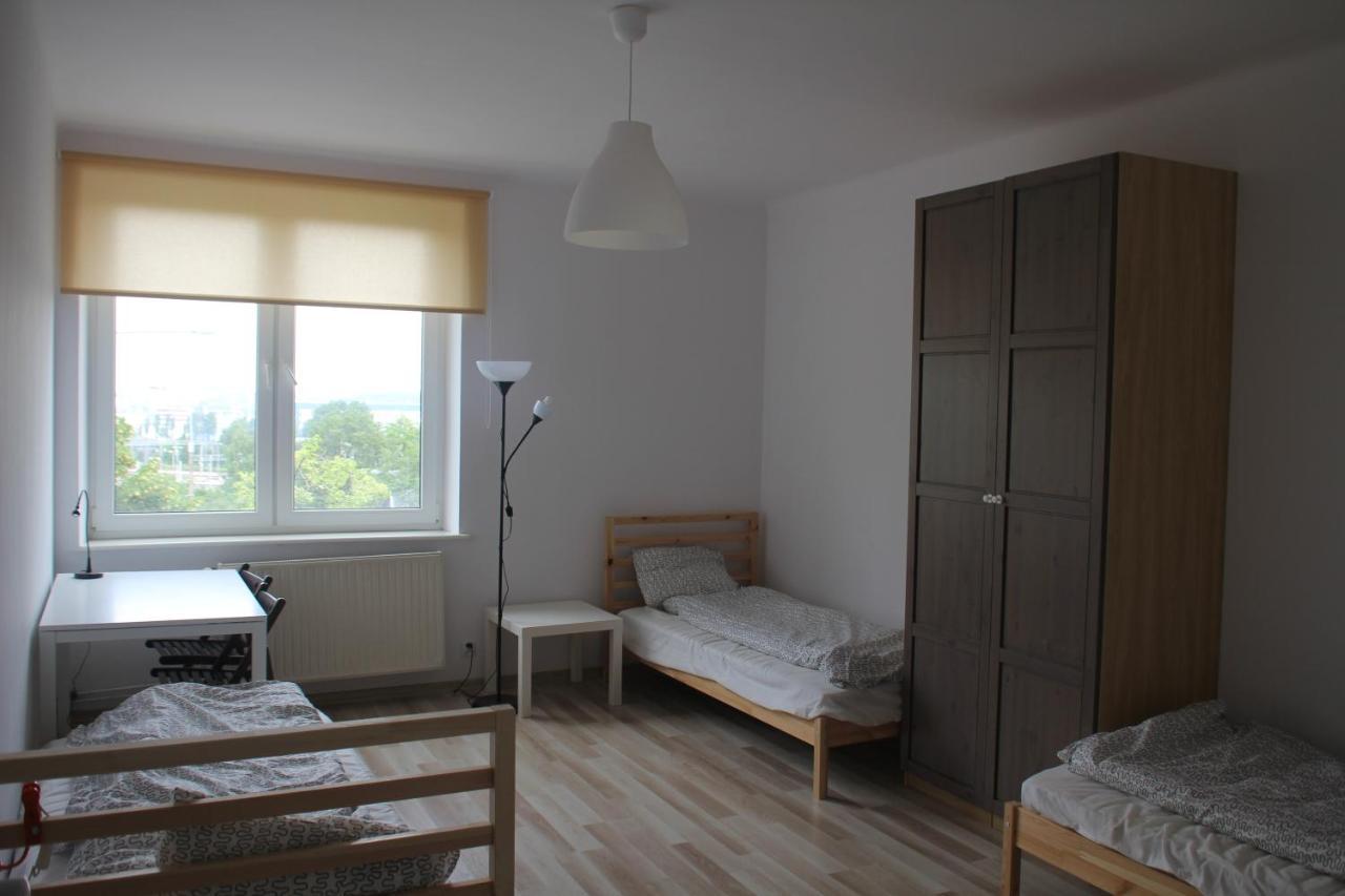Trzyosobowy Pokoj W Mieszkaniu Czteropokojowym W Centrum Gdyni. Apartment Gdynia Luaran gambar