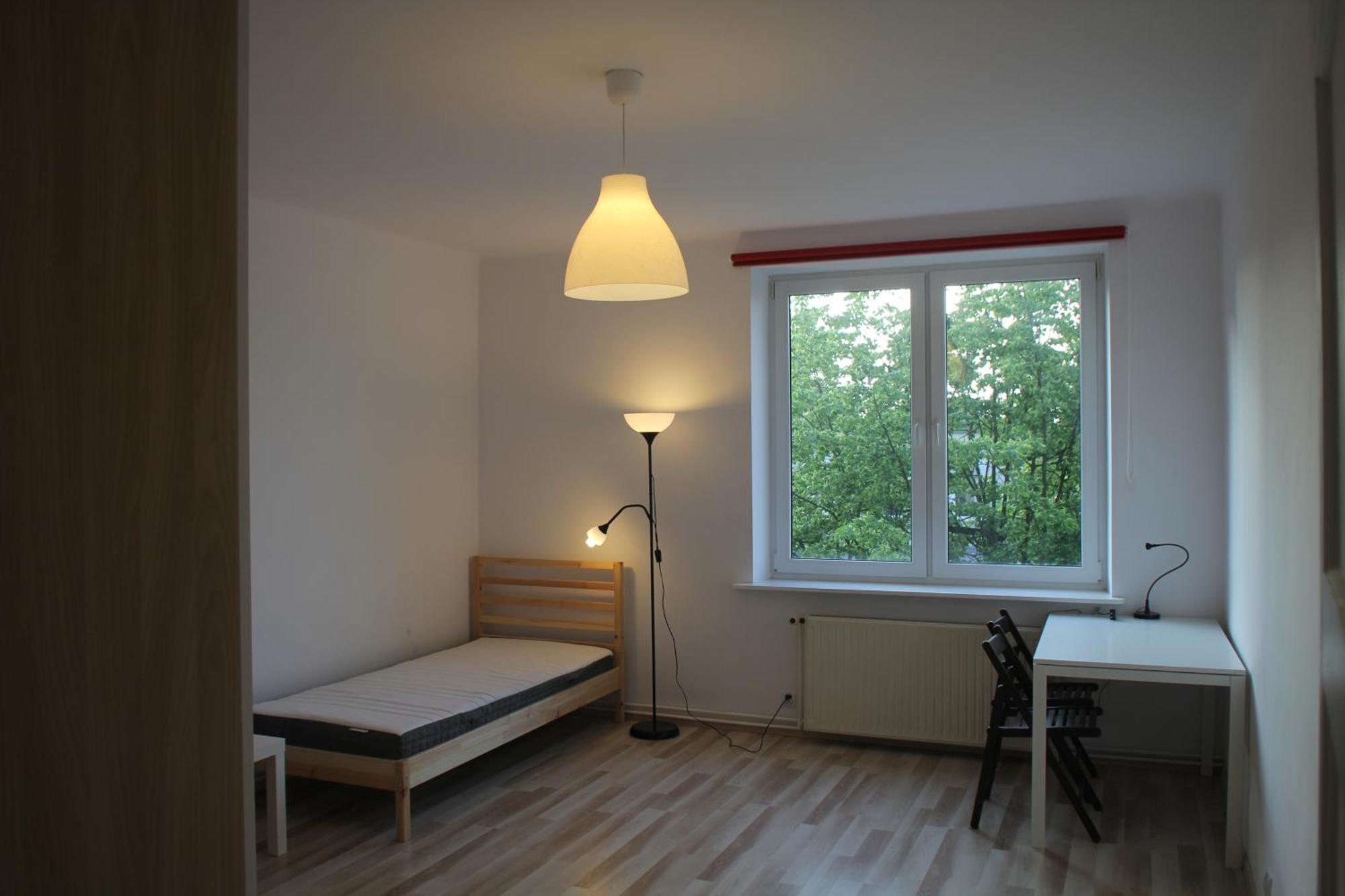 Trzyosobowy Pokoj W Mieszkaniu Czteropokojowym W Centrum Gdyni. Apartment Gdynia Luaran gambar